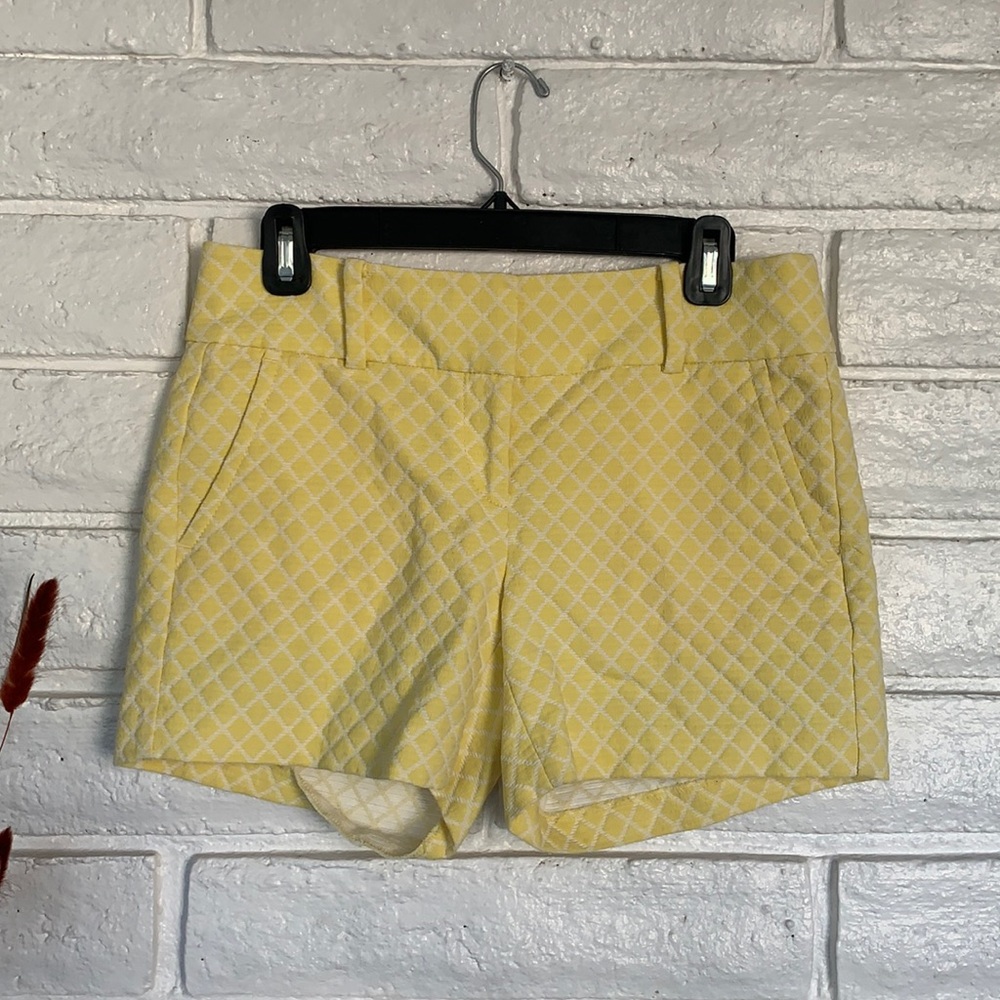 ANN TAYLOR - Yellow Print Shorts